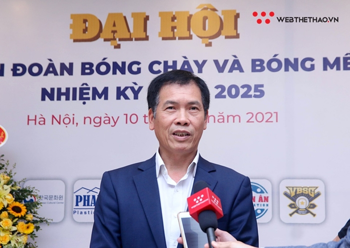 Ông Trần Đức Phấn chia sẻ ưu tiên đặc biệt phát triển môn Bóng chày và Bóng mềm ở Việt Nam Ông Trần Đức Phấn chia sẻ ưu tiên đặc biệt phát triển môn Bóng chày và Bóng mềm ở Việt Nam