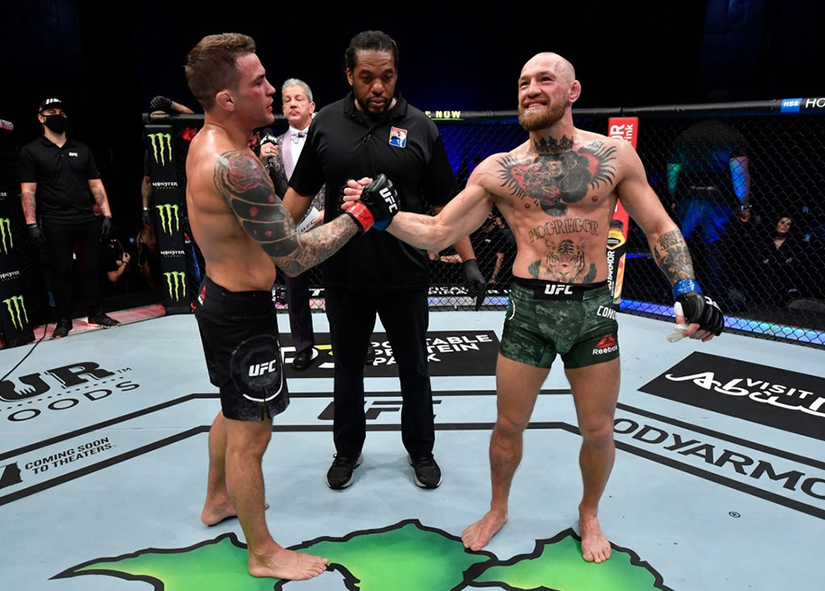 Dustin Poirier nhận lỗi về vụ việc từ thiện cùng Conor McGregor