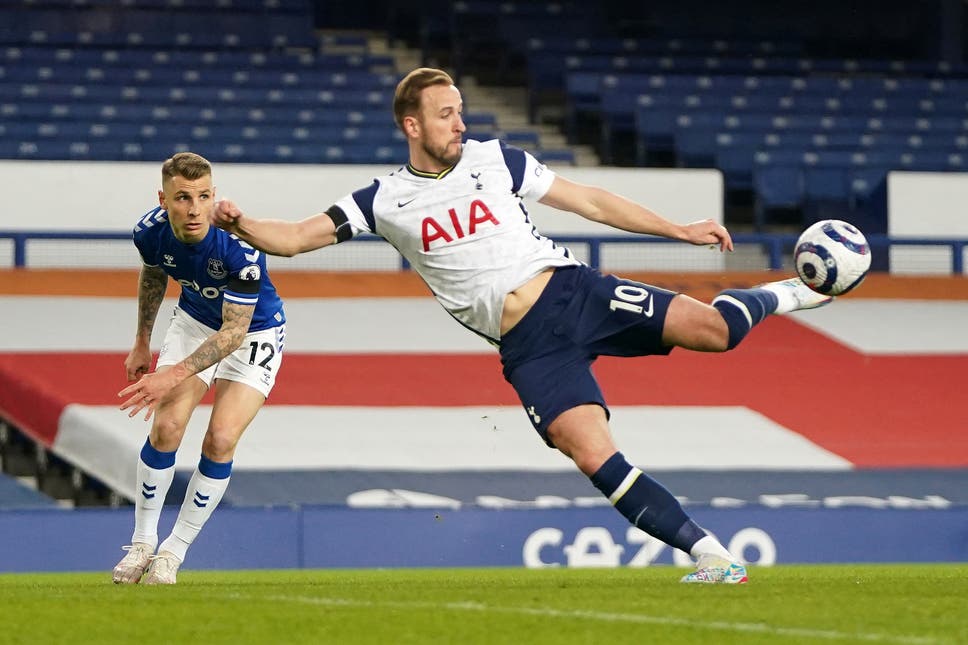 Kết quả bóng đá hôm nay 17/4: Everton vs Tottenham