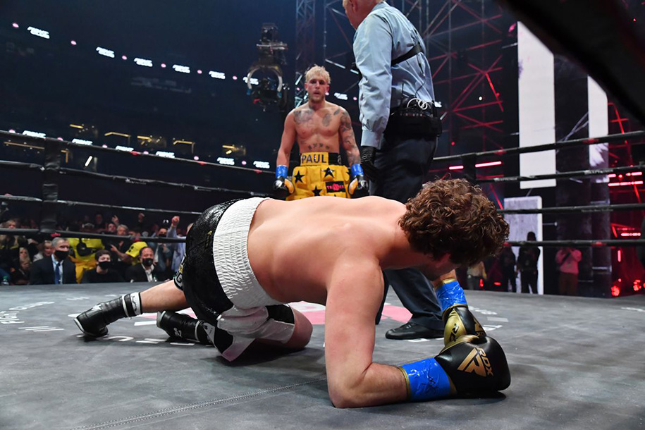 Thua knockout Jake Paul, Ben Askren vẫn nhận thù lao gấp đôi thời ở UFC