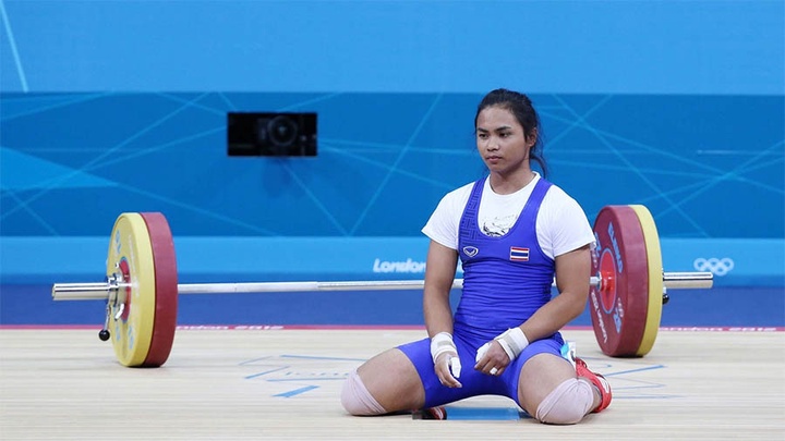 Kháng án bất thành, cử tạ Thái Lan bị cấm dự Olympic, phải được “giáo dục”