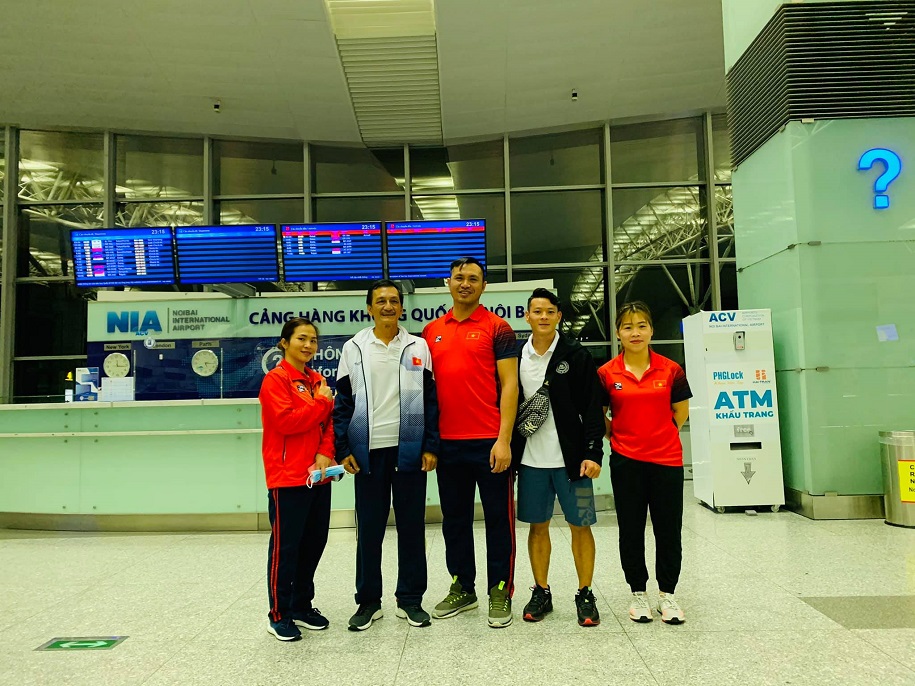 Cử tạ Việt Nam chuẩn bị cho SEA Games 31 trong… khu cách ly