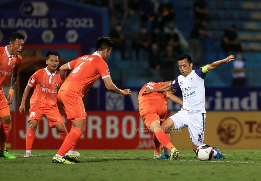 Thua Bình Định, Hà Nội FC chìm sâu khủng hoảng với trận thua thứ 6