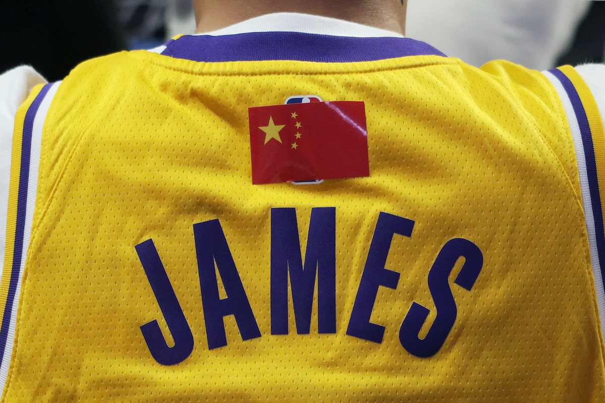 Trung Quốc ra điều kiện để NBA "sửa chữa sai lầm"