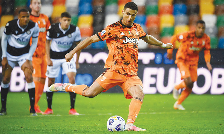 Ronaldo chuẩn bị lập kỷ lục độc nhất vô nhị với ngôi Vua phá lưới