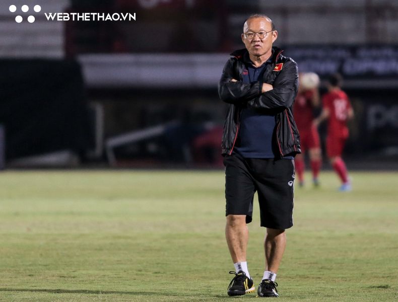 Ông Park Hang Seo “nhảy dựng” vì danh sách đội tuyển Việt Nam dự vòng loại World Cup 2022 bị lộ