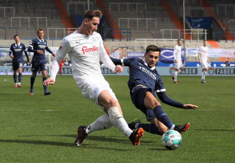 Nhận định Holstein Kiel vs Hannover, 23h00 ngày 10/05, hạng 2 Đức