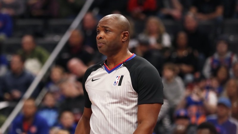 Trọng tài lão luyện của NBA mắc bạo bệnh, đối diện với tử thần