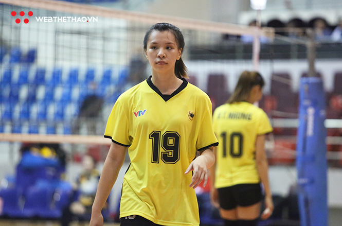 Phan Khánh Vy: Hot girl bóng chuyền dần trưởng thành trong màu áo Bình Điền Long An Phan Khánh Vy: Hot girl bóng chuyền dần trưởng thành trong màu áo Bình Điền Long An