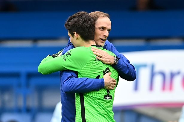 Vì sao Chelsea bất ngờ thay thủ môn ở chung kết FA Cup?