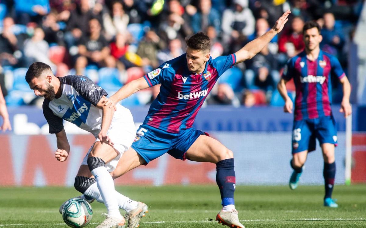 Lịch trực tiếp Bóng đá TV hôm nay 21/5: Levante vs Cadiz