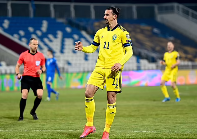 Ibrahimovic bất ngờ tuyên bố không từ bỏ Euro 2021