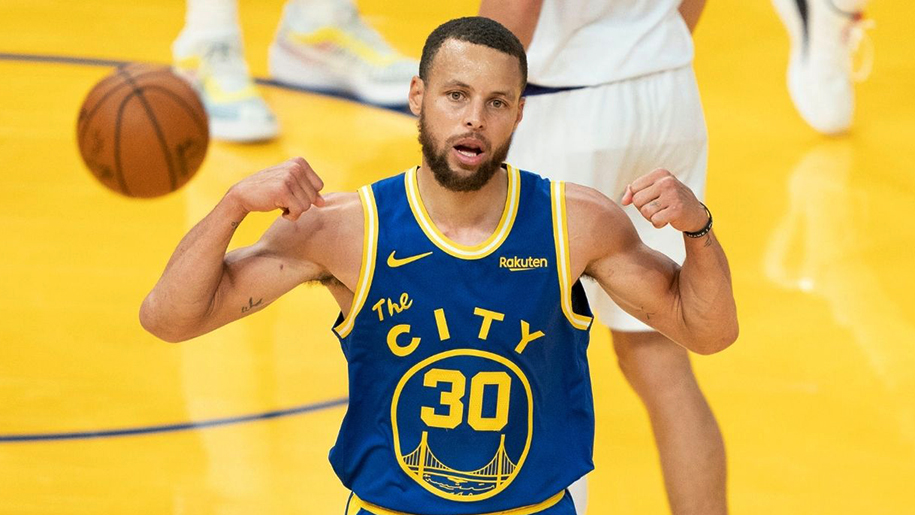 Gạt bỏ nỗi buồn thất bại, Stephen Curry tự tin trước cơ hội cuối cùng chốt vé Playoffs