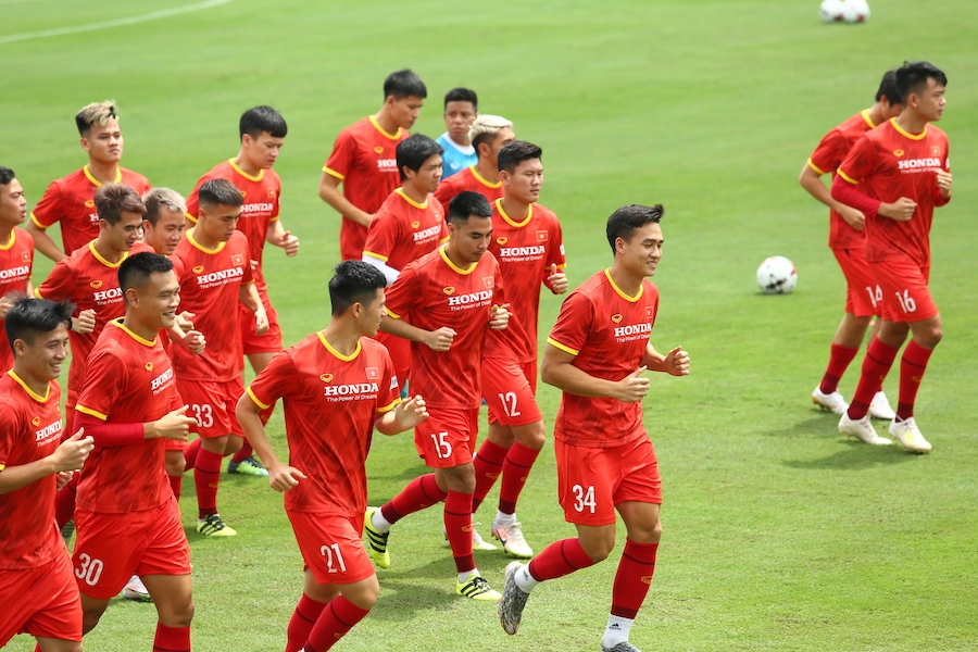Ông Park có dám “gạt” cầu thủ Hà Nội FC khỏi đội tuyển Việt Nam?