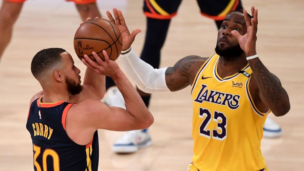 Lượng người xem cao kỷ lục trận Lakers vs GSW sẽ cứu rỗi cuộc khủng hoảng của NBA?
