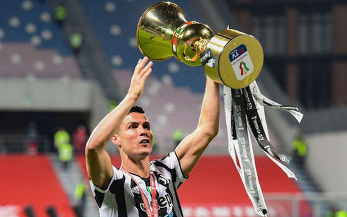 Chiêm ngưỡng tất cả các danh hiệu của Ronaldo trong sự nghiệp