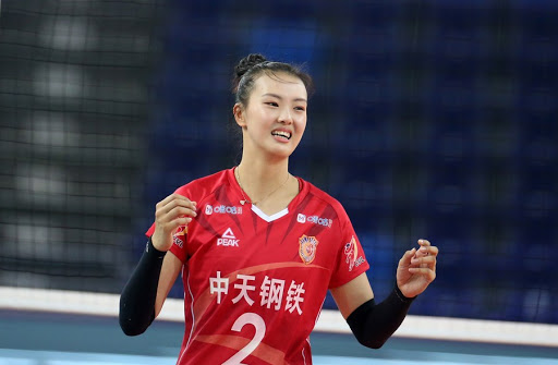 Hoa khôi bóng chuyền từng vô địch VTV Cup thay Zhu Ting làm đội trưởng Trung Quốc