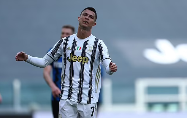 Bài đăng của Ronaldo có phải thông điệp chia tay Juventus?