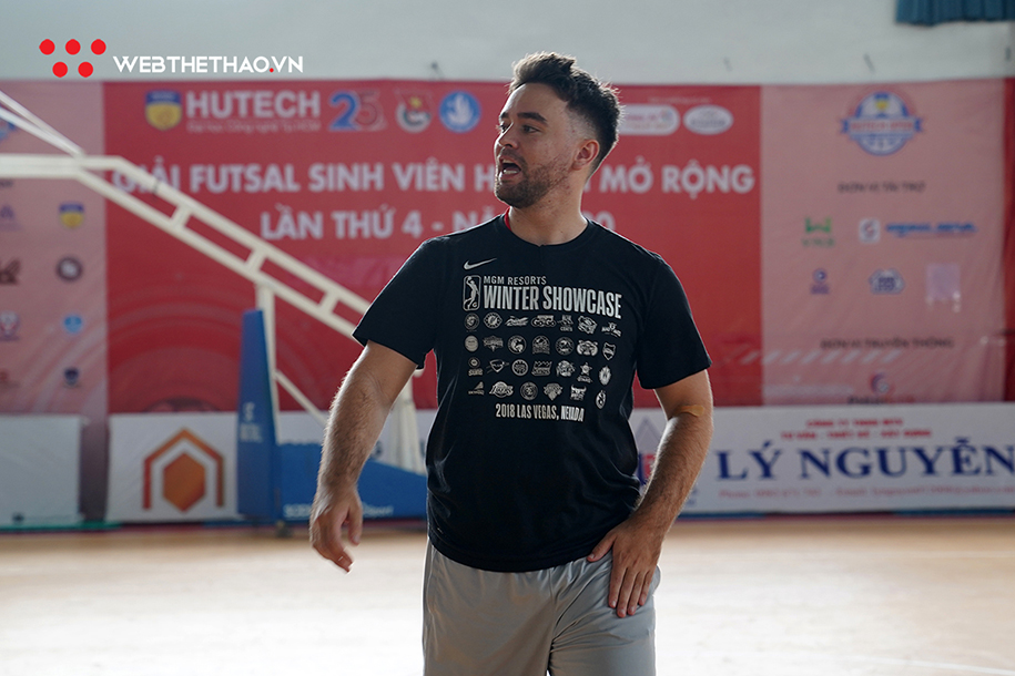 HLV Ryan Marchand chia tay Nha Trang Dolphins, ai là người thay thế?