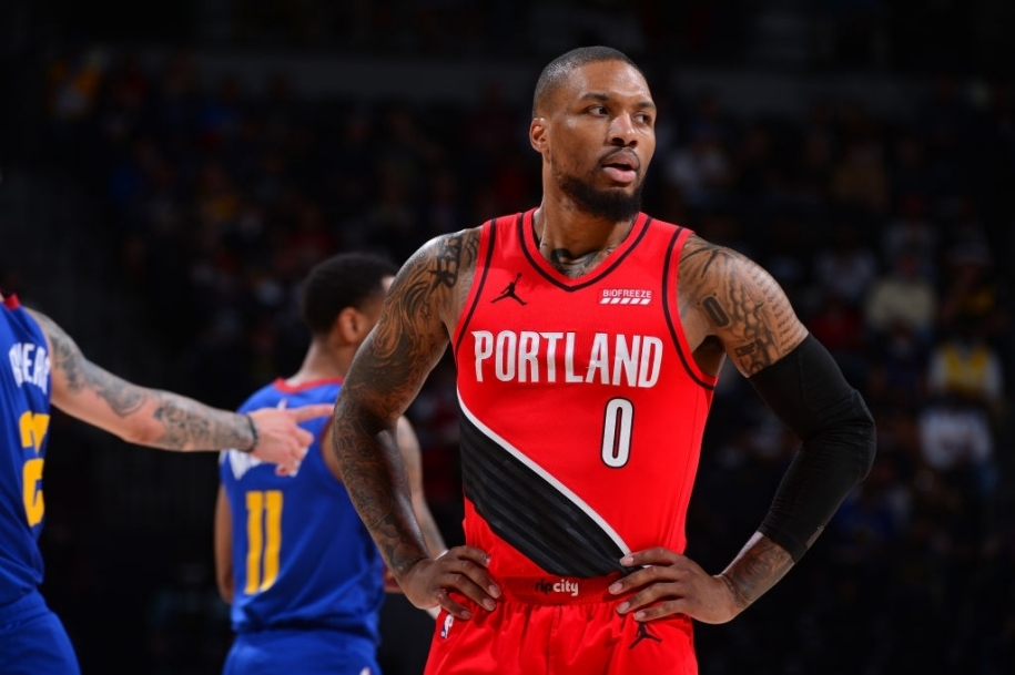 Một loạt ông lớn xếp hàng chờ "giải cứu" Damian Lillard