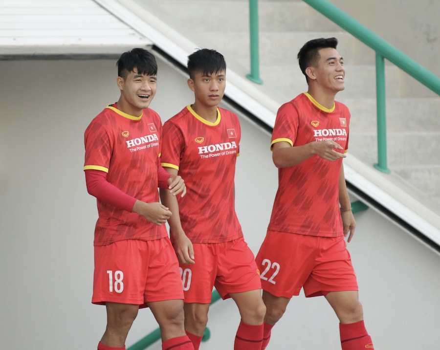 HLV Park Hang Seo đ&atilde; c&oacute; chi&ecirc;u b&agrave;i ứng ph&oacute; 