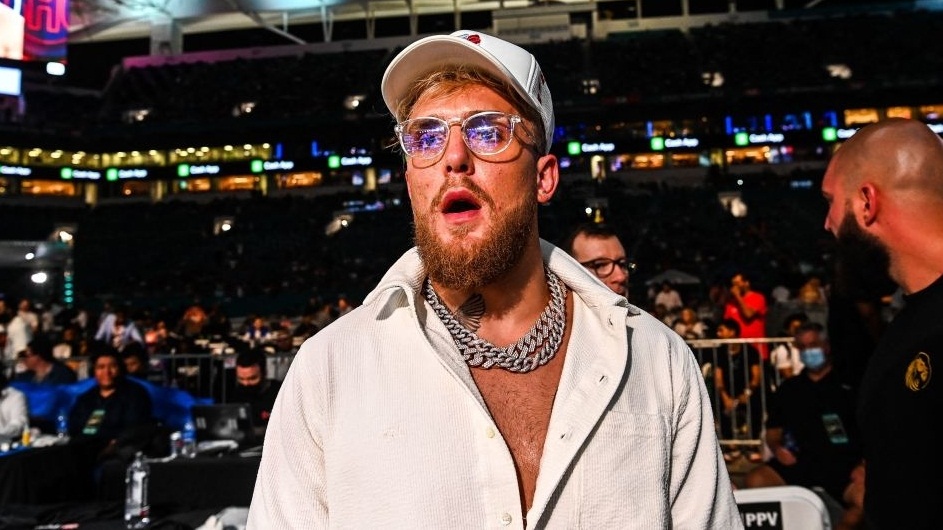 Jake Paul hùng hồn tuyên bố Mayweather thua trận, đòi "làm thịt" Canelo