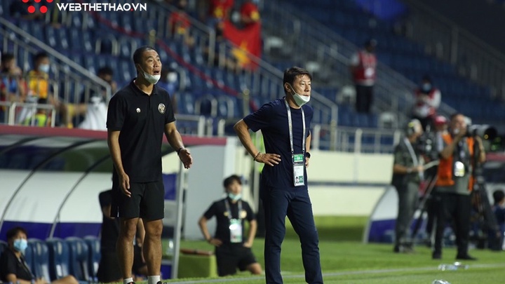 Liên tiếp phản ứng trọng tài, HLV Shin Tae Yong bị cấm chỉ đạo trận Indonesia vs UAE