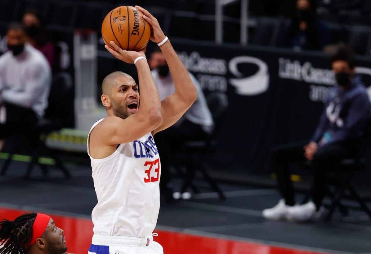 Nicolas Batum: Chứng kiến cha đột quỵ trên sân và nỗi ám ảnh căn bệnh di truyền