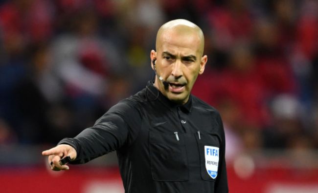 Trọng tài chính bắt trận Việt Nam vs UAE: Từng mang đến vận may cho Việt Nam