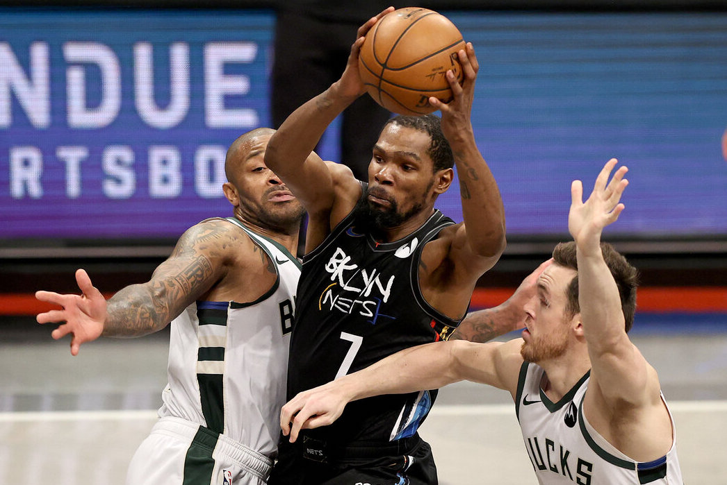 Nhận định NBA Playoffs: Milwaukee Bucks vs Brooklyn Nets (ngày 18/06, 7h30)