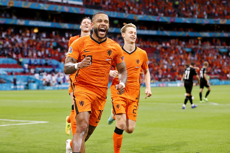 Memphis Depay hoàn thành bộ sưu tập bàn thắng quốc tế
