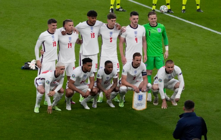 Đội hình ra sân Anh vs Scotland: Maguire dự bị, Shaw thay Walker
