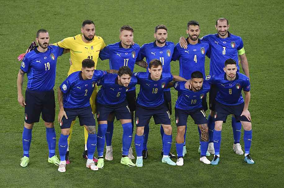 Vì sao ĐT Italia sẽ đeo băng tay đen trong trận đấu gặp Xứ Wales hôm nay?