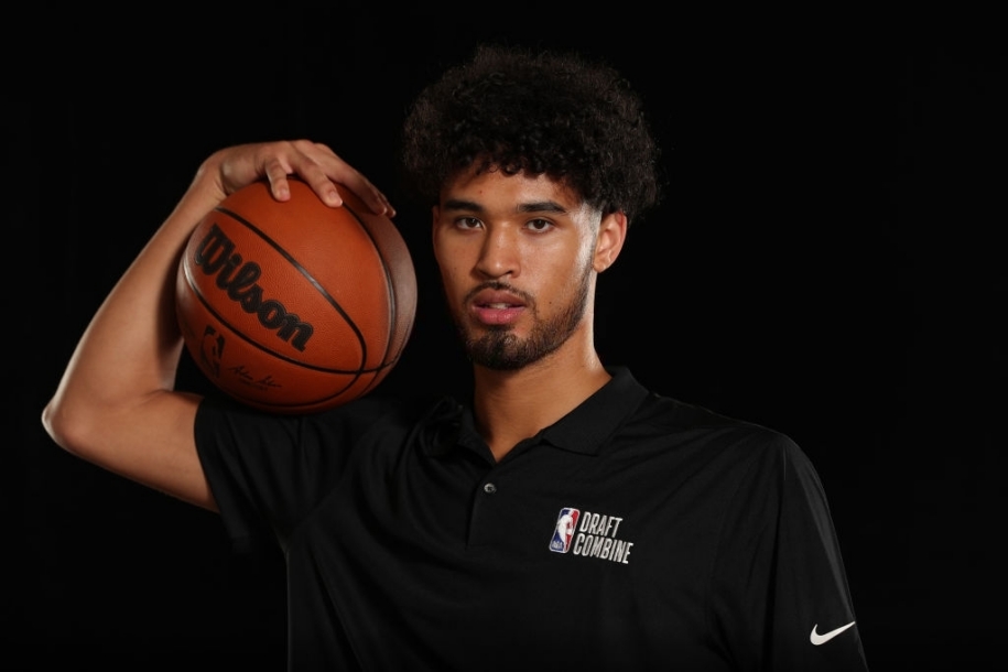 Johnny Juzang v&agrave; giấc mơ NBA Draft 2021: Hy vọng cao tới đ&acirc;u?