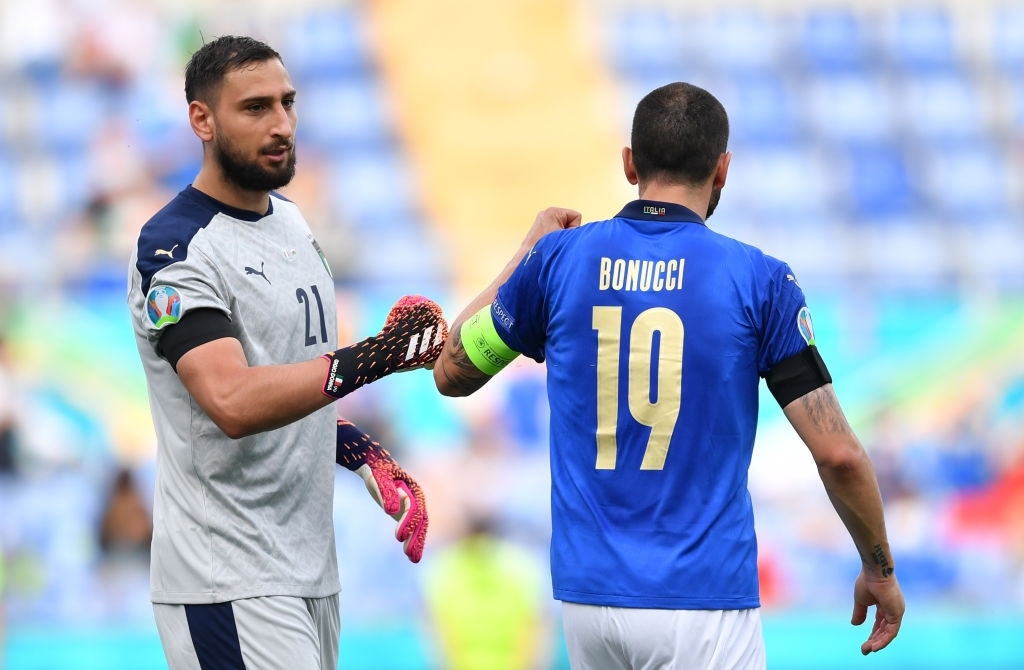 Hàng thủ Italia lại khiến người ta sợ: Các kỷ lục trong 5 thập kỷ qua đang bị đe dọa!