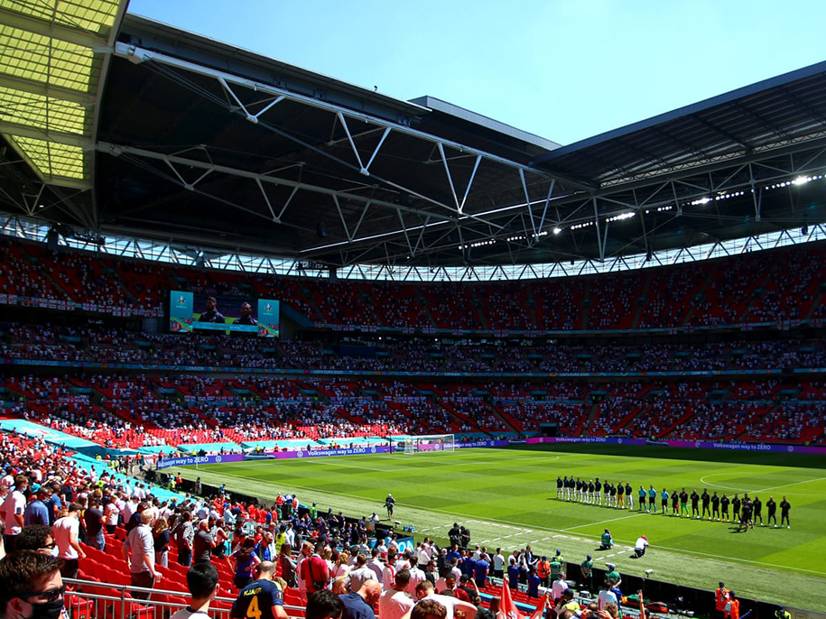 Lấy thêm vé của người Đức, 17 ngàn CĐV Anh sẽ gây áp lực lên "Xe tăng" tại Wembley?