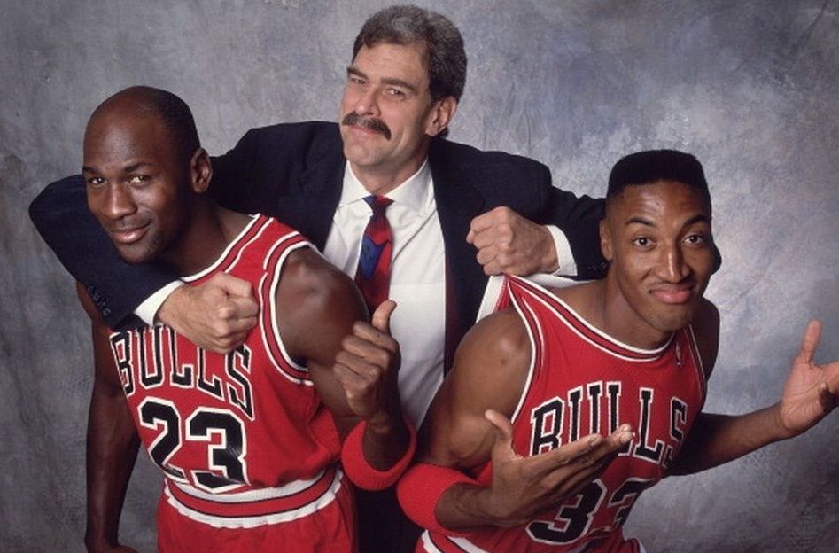 Dậy sóng với bài bóc phốt Pippen dành cho Jordan và HLV Phil Jackson