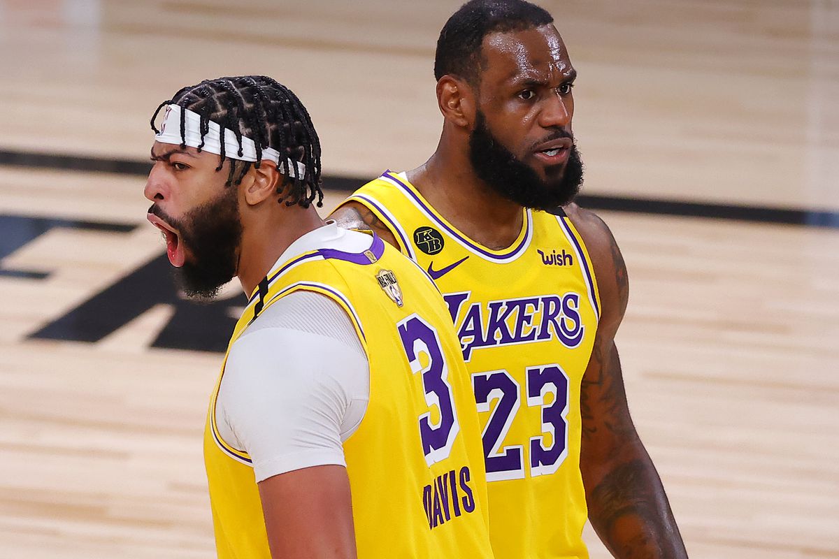 LeBron James nhường áo số 23, Anthony Davis từ chối!