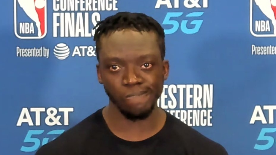 Giọt nước mắt của Reggie Jackson: "LA Clippers đã cứu rỗi tôi"