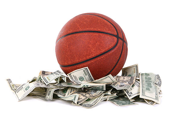 Vị luật sư mất toàn bộ gia sản trong mơ, tan vỡ gia đình vì cá cược NBA