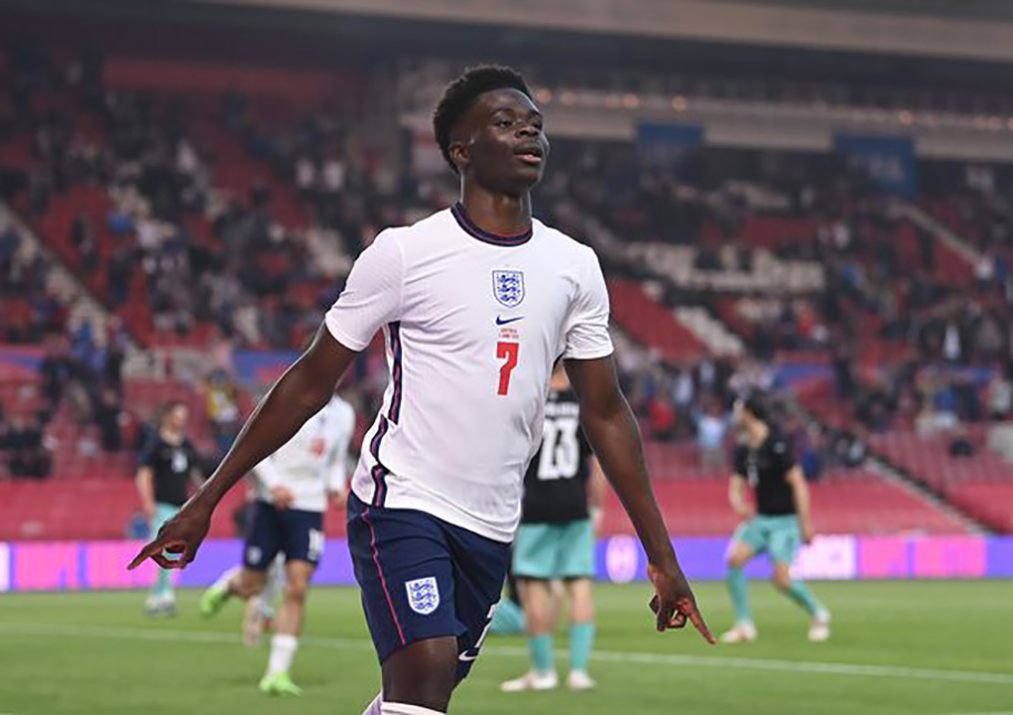 Garry Neville: Sự phấn khích Bukayo Saka tạo nên sẽ khiến Đan Mạch bức bối