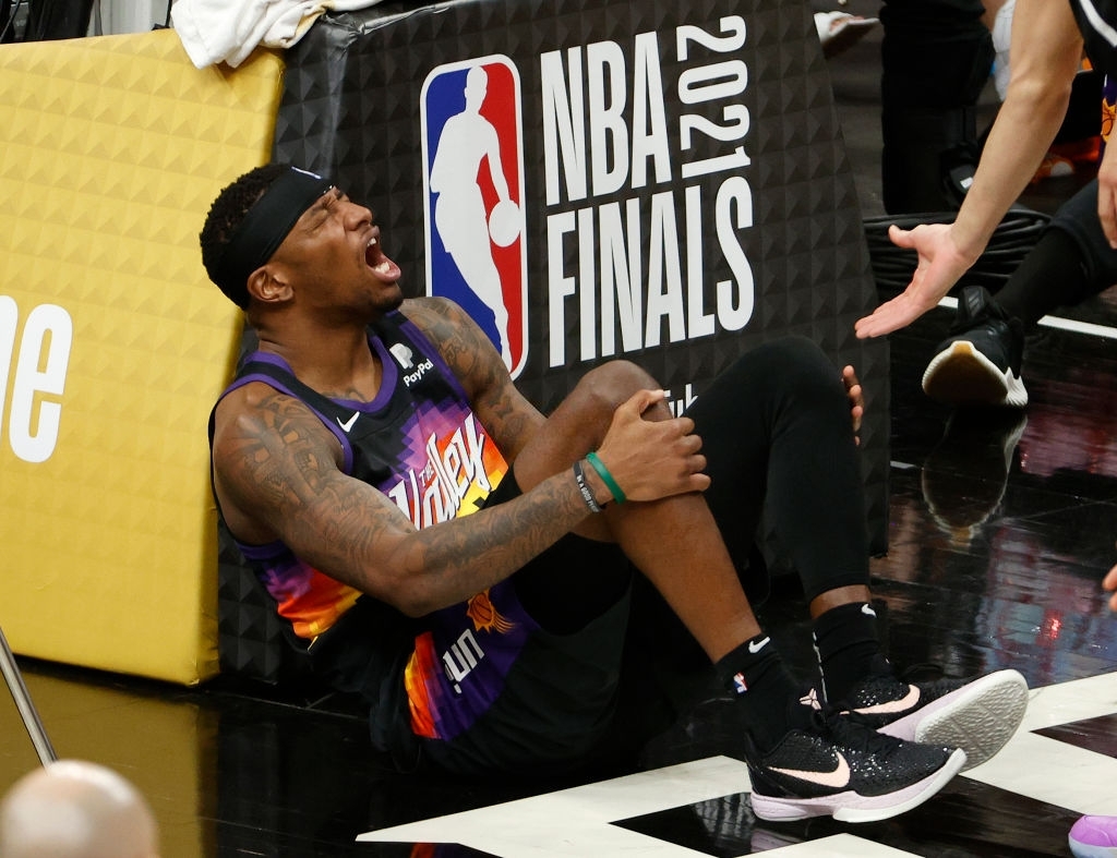 Phoenix Suns thiệt quân trước thềm game 3 Chung kết NBA