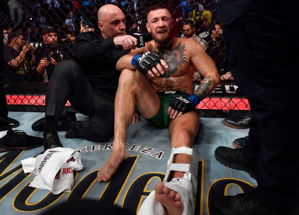 Kết quả UFC 264: Conor chấn thương chân kinh hoàng, Dustin thắng TKO Kết quả UFC 264: Conor chấn thương chân kinh hoàng, Dustin thắng TKO