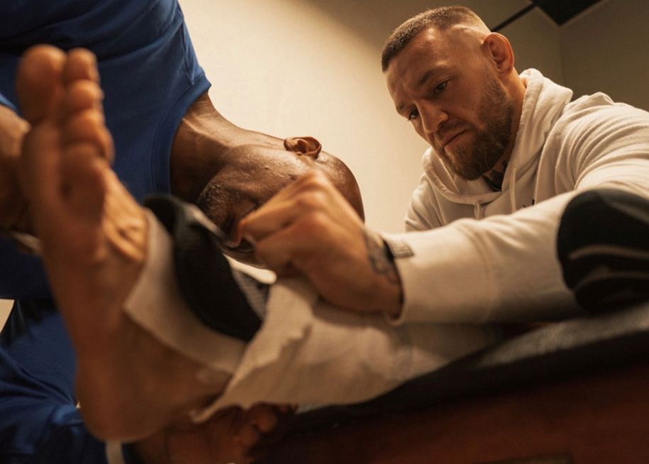 Ủy ban Thể thao Nevada, các bác sĩ lên tiếng về chấn thương trước trận của Conor McGregor