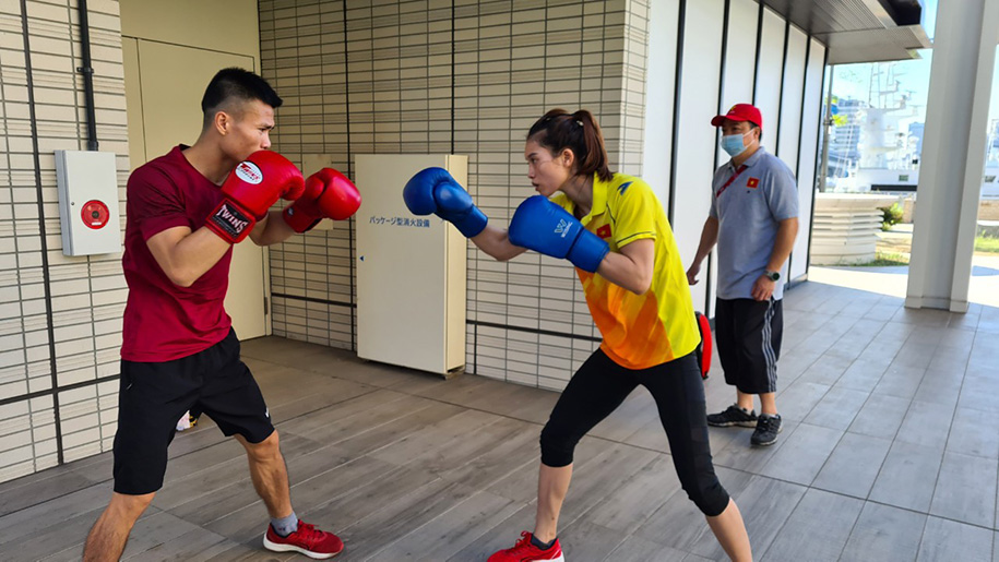 Xem hai đại diện Boxing Việt Nam "so găng" tại Olympic Tokyo 2021