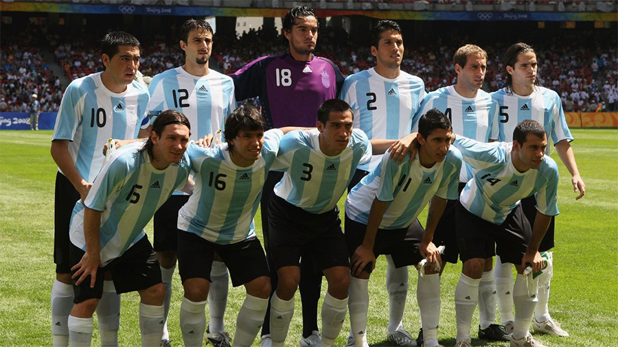 Từ Olympic Tokyo nhìn lại đội hình Argentina từng vô địch Thế vận hội...