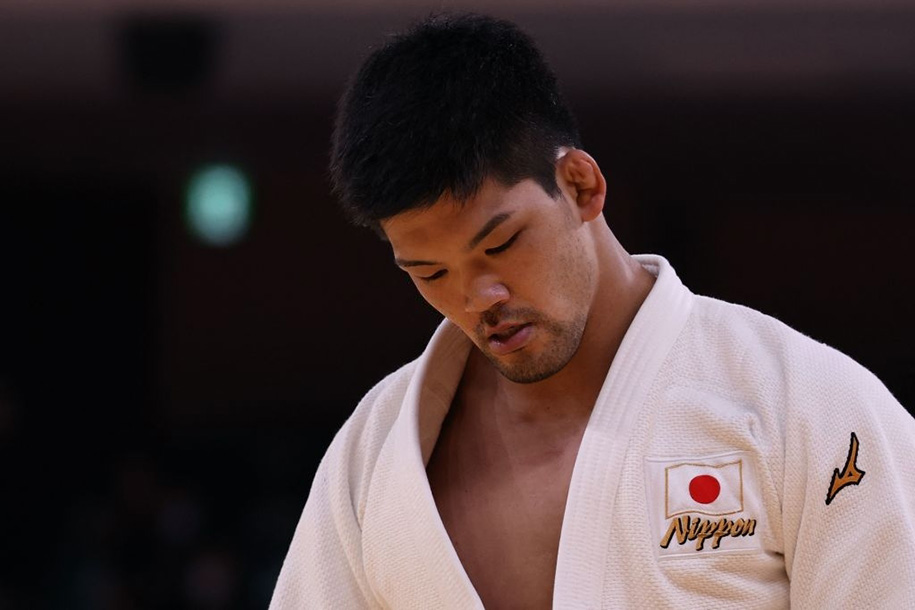 Judo Olympic: HCV Shohei Ono bất ngờ ngã ngựa ở nội dung đồng đội