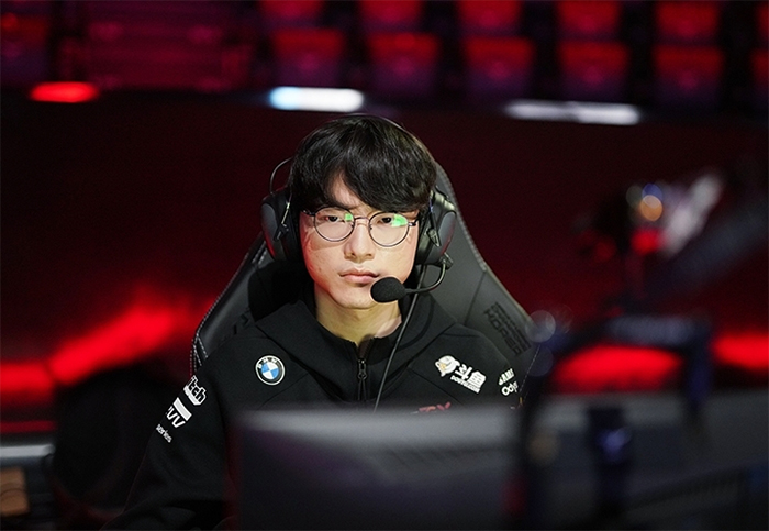 Kết quả LCK Mùa Hè 2021 hôm nay 31/7: MVP cho Faker, T1 đặt 1 chân vào Playoffs