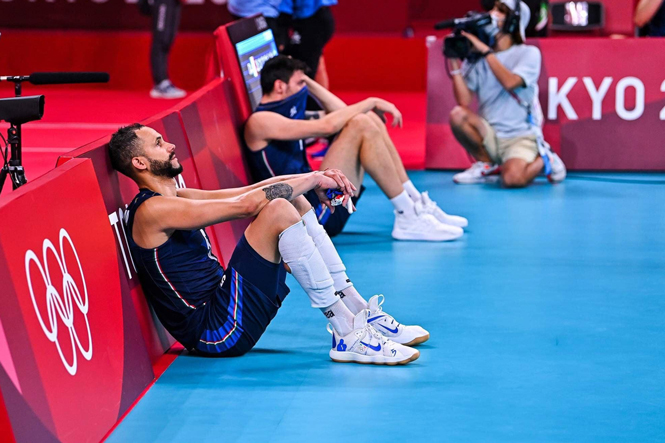 Tứ kết bóng chuyền Olympic: Khoảng lặng phía sau những thất bại!