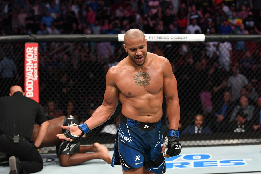 UFC 265: Những chỉ số liên tiếp bị phá vỡ bởi dàn võ sĩ Main Card